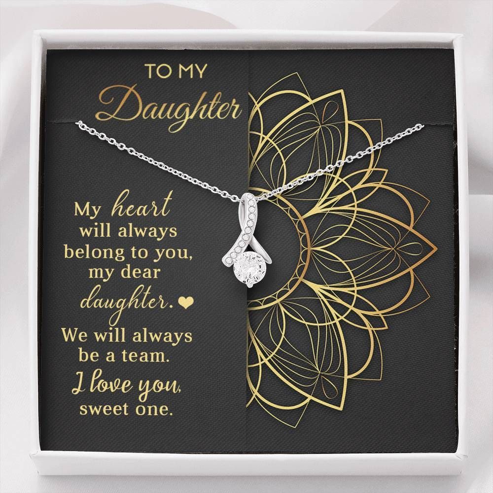 Always Be A Team Alluring Beauty Necklace To Daughter