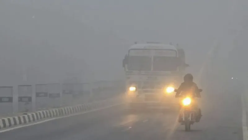 दिल्ली में येलो अलर्ट, नए साल पर बदला मौसम का मिजाज; पढ़ें AQI अपडेट