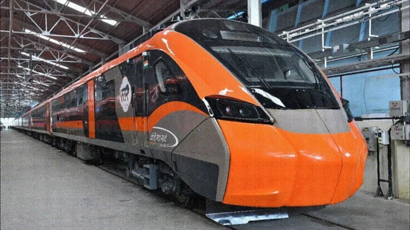 Vande Bharat Sleeper Train: नए साल में रेलवे का बड़ा ऐलान, अब रात का सफर होगा लग्जरी और तेज