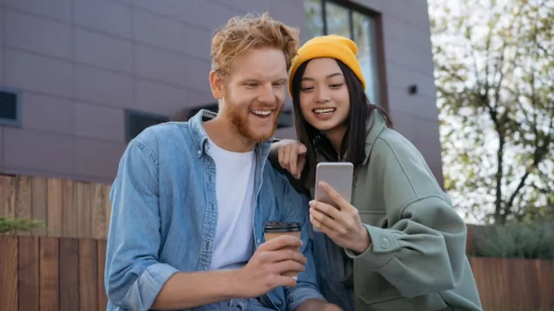 People are searching jobs on a dating app weired report