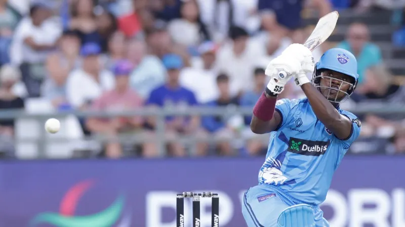 Sherfane Rutherford blasted 47 runs off just 15 balls including six sixes in six balls