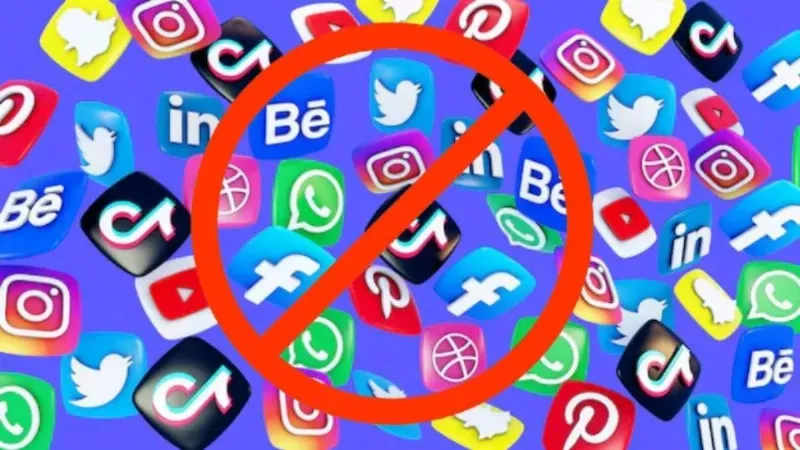 France Social media ban children under 15 will not be able to use