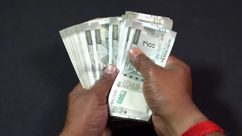 क्या मार्च तक बंद होने वाले हैं 500 रुपये के नोट? सोशल मीडिया पर वायरल दावा; जानें क्या है सच