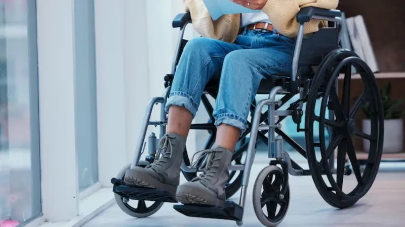 Disabled people in Delhi will get Rs 6000 every month