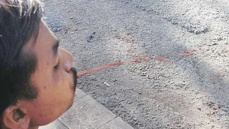 सड़कों पर अगर थूका और फैलाई गंदगी, तो कहलाए जाउगो 'नगर शत्रु', जुर्माने के साथ स्क्रीन पर दिखाई जाएगी तस्वीर