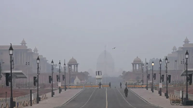 First cold day of the year in Delhi dense fog and icy winds grip North India Yellow alert issued