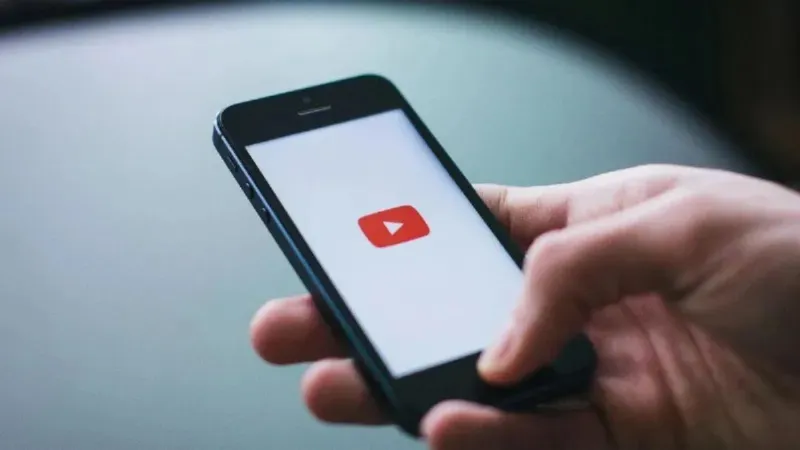 YouTube यूजर्स की हुई मौज! अब लंबी एड का झंझट होगा खत्म, इस देश ने बनाया नया कानून, जानें वजह