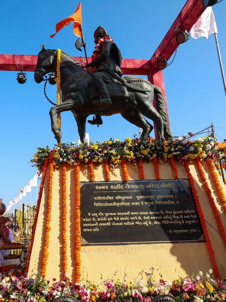 सोमनाथ में भक्ति और शौर्य का संगम! PM मोदी के स्वाभिमान पर्व की अनदेखी तस्वीरें