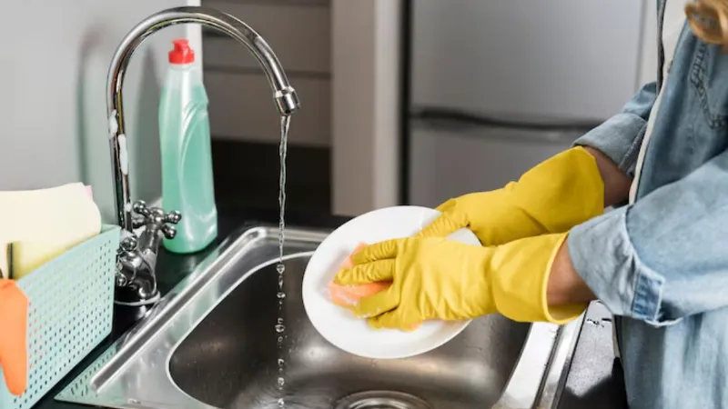 Winter Hacks washing utensils in winter try these hacks