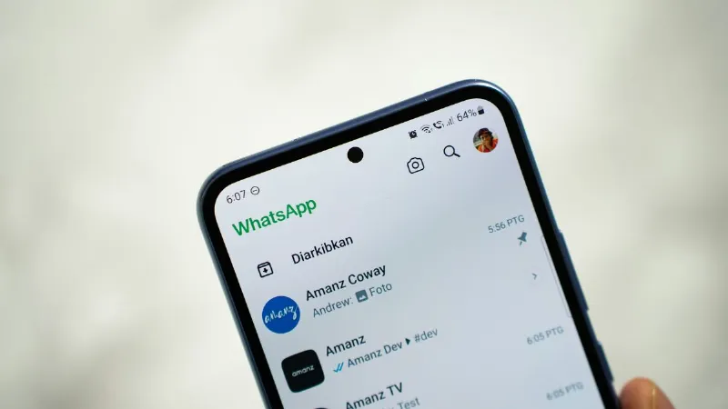 WhatsApp Update on cover photo take idea from business account know how to use