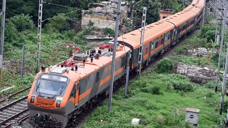 रेलवे का बड़ा तोहफा, 17 फरवरी से शुरू होंगी 3 नई अमृत भारत एक्सप्रेस, बिहार के इन शहरों को मिलेगा लाभ