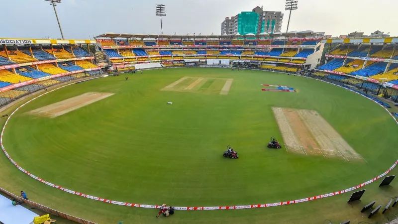 IND vs NZ: बल्लेबाज मचाएंगे धमाल या गेंदबाज बरपाएंगे कहर.. पढ़ें इंदौर की पिच का कैसा रहेगा मिजाज?