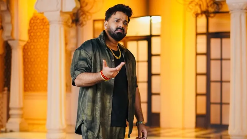 पवन सिंह और धनश्री के वायरल डांस से फैंस हुए थे खुश, पावर स्टार ने 'राइज एंड फॉल' के दिनों को किया याद