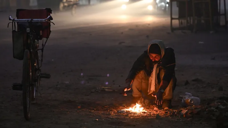 दिल्ली में क्यों पड़ रही है शिमला से भी ज्यादा ठंड? टूटा 20 सालों का रिकॉर्ड, जानें इसकी वजह