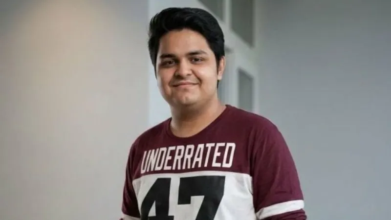 2 घंटे तक तड़पा...कार की छत से लगाई मदद की गुहार, मरने से पहले पिता को भी किया था फोन