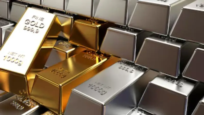 Gold Silver Rate Today : आसमान छू रहे चांदी के भाव! पहली बार 3,10,000 रुपये पार, चेक करें लेटेस्ट रेट