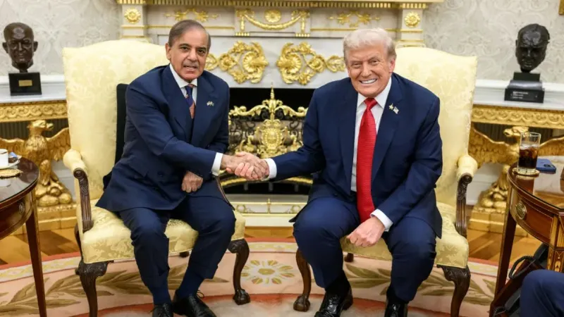Gaza Board Of Peace: शहबाज शरीफ ने स्वीकार किया ट्रंप का न्योता, 'बोर्ड ऑफ पीस' में होगा शामिल