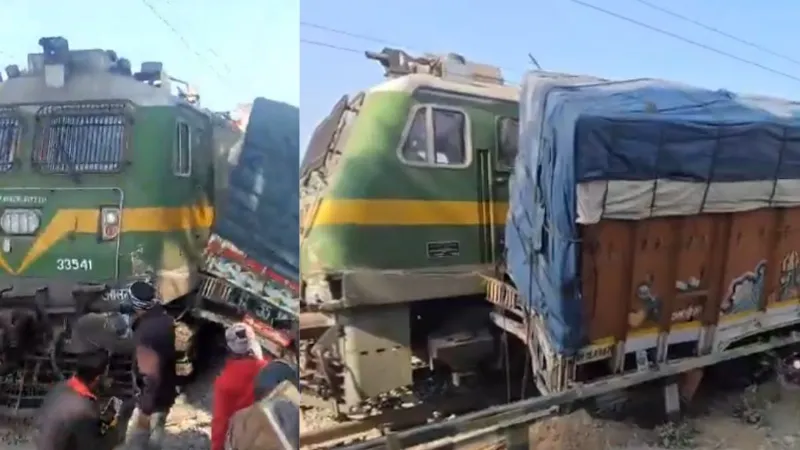 Jharkhand: झारखंड जसीडीह में फाटक पर ट्रक से टकराई ट्रेन,  चपेट में आईं मोटरसाइकिलें; बड़ा हादसा टला