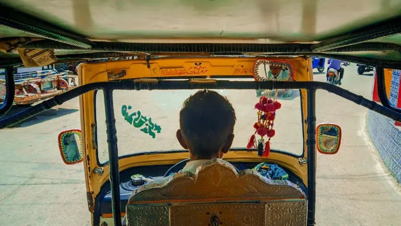 Auto Driver Written message for passenger not to talk very much viral