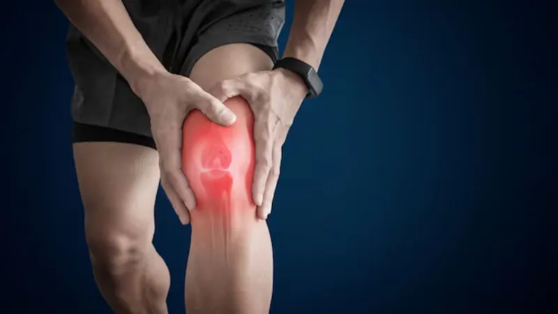 Why does knee pain increase in winter Know the reasons and Ayurvedic treatments