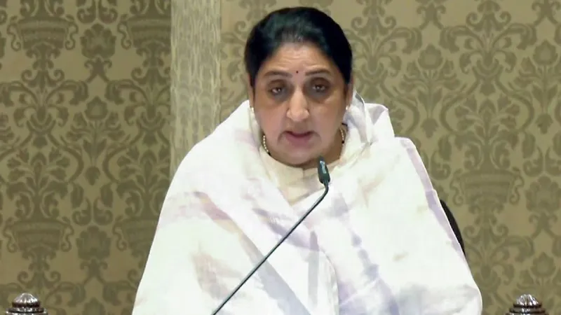 सुनेत्रा पवार ने ली उपमुख्यमंत्री पद की शपथ, बनीं महाराष्ट्र की पहली महिला डिप्टी सीएम