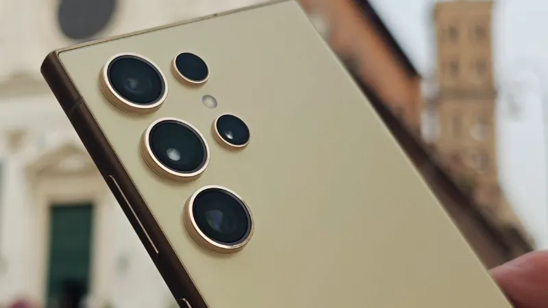 30 हजार की सीधी बचत! 33% सस्ता हुआ Samsung का ये धाकड़ फोन, यहां से खरीदने पर बचेगा पैसा