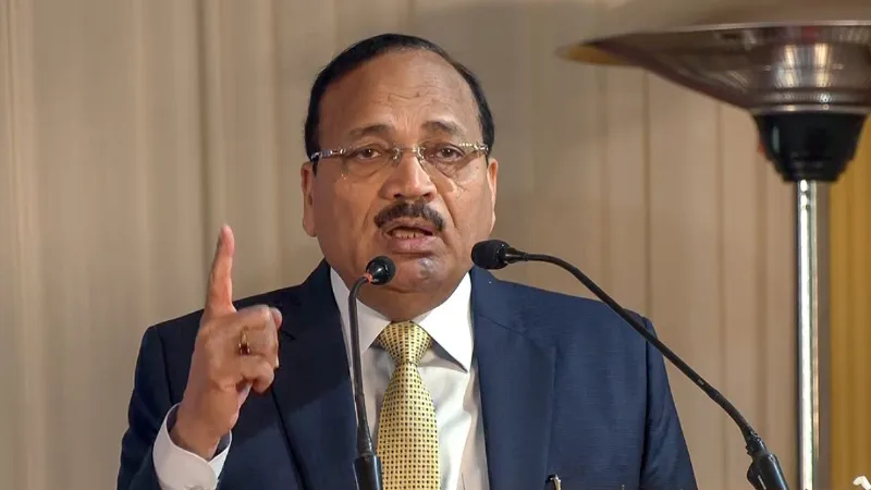 कानून का पालन करो नहीं तो भारत छोड़ दो... सुप्रीम कोर्ट में WhatsApp पर भड़के CJI, क्यों दी वॉर्निंग?