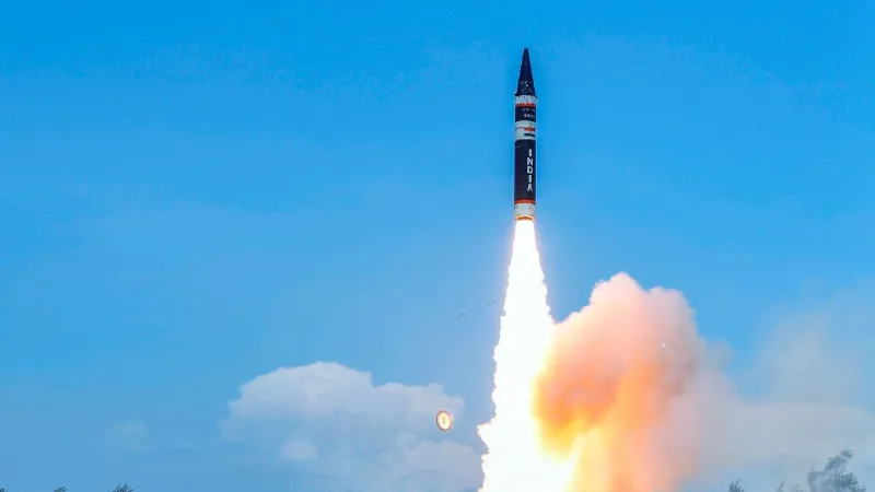 पाकिस्तान-चीन की उड़ी नींद! भारत ने किया अग्नि 3 का सफल परीक्षण, रेंज जानकर दंग रह जाएंगे आप