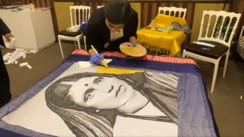 36 करोड़ के हीरे, 2 किलो सोना... मुंबई के रोहित पिसाल ने बनाई 39 करोड़ की साड़ी, 3 महीने में हुई तैयारी