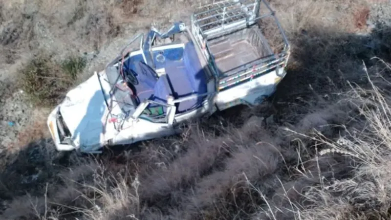 देहरादून में दर्दनाक हादसा; खाई में जा गिरा वाहन, तीन महिलाओं की गई जान, पांच लोग हुए घायल