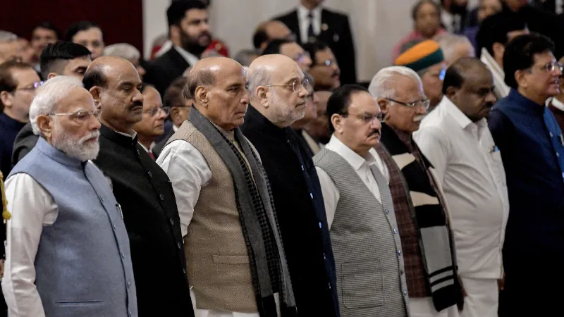 राष्ट्रगीत वंदे मातरम् को लेकर सरकार का ऐलान, सरकारी आयोजनों में गाना होगा जरूरी, इन नियमों का रखना होगा ध्यान