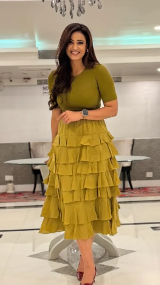 करोड़ों रुपये के घर में रहती हैं एक्ट्रेस श्वेता तिवारी, तस्वीरें देख कर आप करने लगेंगे तारीफ!