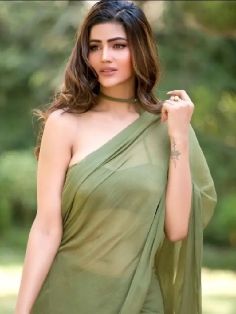 बिग बॉस 17 की इस कंटेस्टेंट ने इंडस्ट्री छोड़ने का बनाया मन, जानें क्यों लिया एक्ट्रेस ने ऐसा डिसीजन