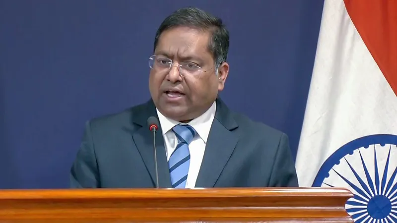 India-US Trade Deal: अमेरिका ने क्यों बदली व्यापार समझौते की शर्तें? MEA ने शेयर की अहम जानकारी