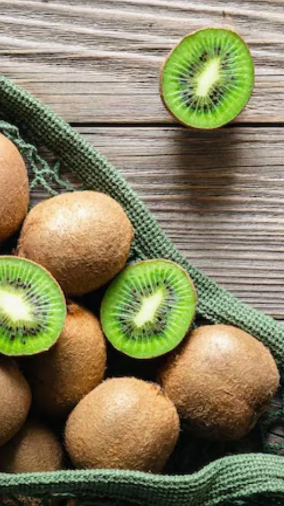 डेली कीवी खाने के मिलते हैं अनगिनत फायदे, जानकर दंग रह जाएंगे आप