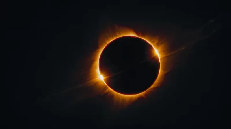 Surya Grahan 2026: कल लगेगा साल का पहला सूर्य ग्रहण; कितने बजे होगा शुरू, सूतक काल कब लगेगा.. जानें सबकुछ