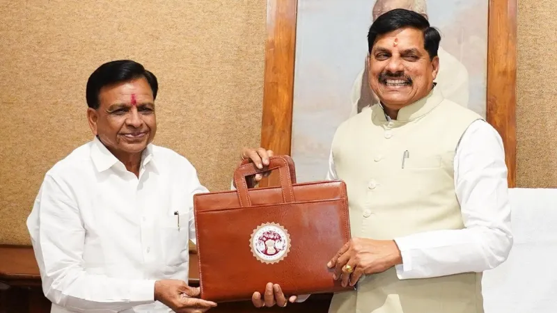 MP Budget 2026: किसानों से छात्राओं तक बरसी सौगातें... मोहन सरकार ने किन-किन सेक्टरों में खोला खजाना?