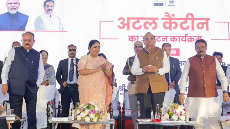 दिल्ली सरकार का बड़ा तोहफा, 25 नई अटल कैंटीनों का हुआ शुभारंभ, बस 5 रुपये में मिलेगा भरपेट खाना