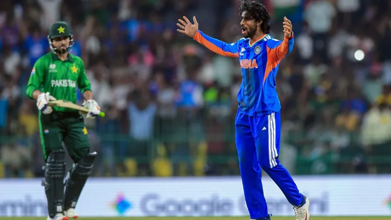 'टीम इंडिया के आगे थर-थर कांपते हैं पाकिस्तानी', इंग्लैंड के दिग्गज क्रिकेटर का चौंकाने वाला बयान