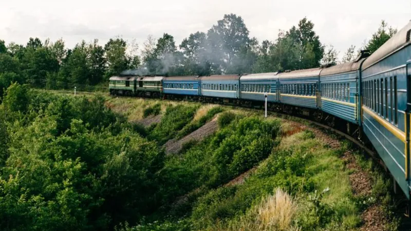 Holi 2026: होली पर घर जाना होगा आसान, बिहार के लिए चलेंगी 21 नई स्पेशल ट्रेनें, जानें रूट और टाइमिंग