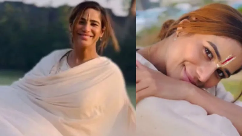 Poonam Pandey emotional satsang of Premanand Maharaj worshiped at Banke Bihari Temple Vrindavan