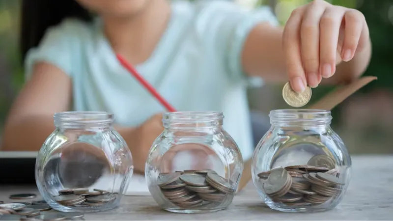 Sukanya Samriddhi Yojana का उठा रहे लाभ? 31 मार्च से पहले ये जरूरी काम करें, वरना स्कीम हो जाएगी बंद
