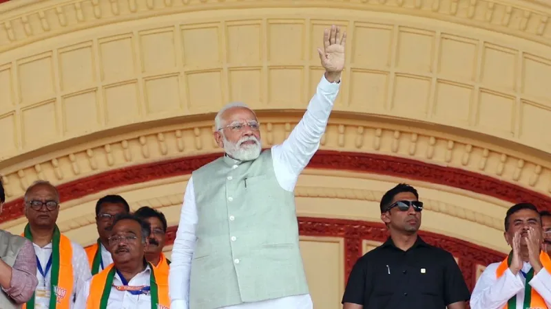 पीएम मोदी का बंगाल को बड़ा तोहफा, सड़क से लेकर रेल तक... ₹18680 करोड़ की परियोजनाओं की दी सौगात