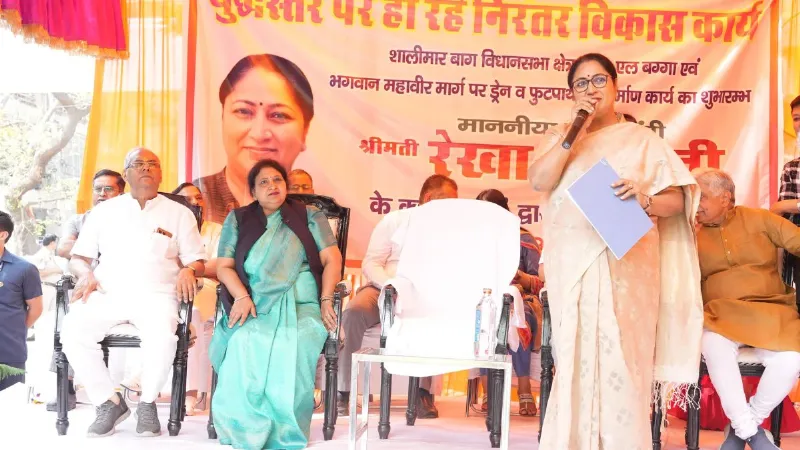 दिल्ली में जलभराव की समस्या होगी खत्म, सीएम रेखा गुप्ता ने की ड्रेनेज रीमॉडलिंग की शुरुआत