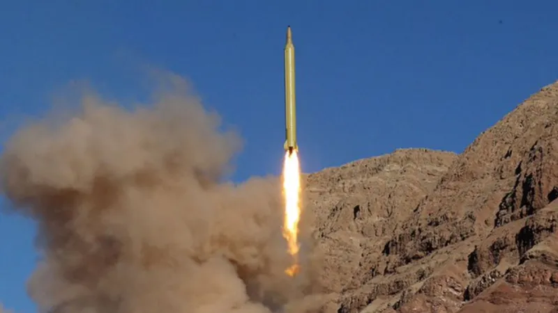 ईरान ने पहली बार लॉन्च की Sejjil Ballistic Missiles, जानें इसे क्यों कहा जाता है 'नाचती हुई तबाही'