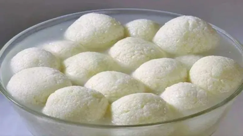 शादी में मजे से रसगुल्ला खा रहा था शख्स, अचानक गले में अटक गया... फिर जो हुआ जानकर कांप उठेगी रूह