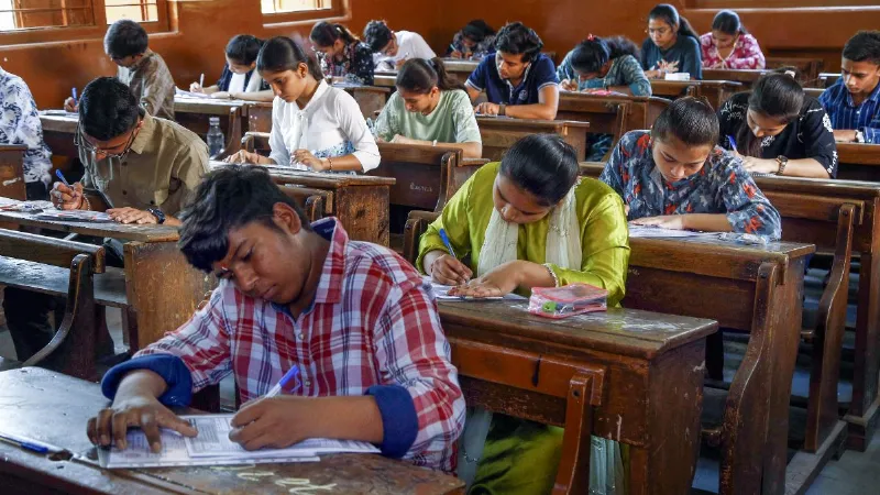 अब फ्री में होगी JEE-NEET की तैयारी, बिहार बोर्ड ने शुरू की कोचिंग, जानें कब है आवेदन की आखिरी तारीख