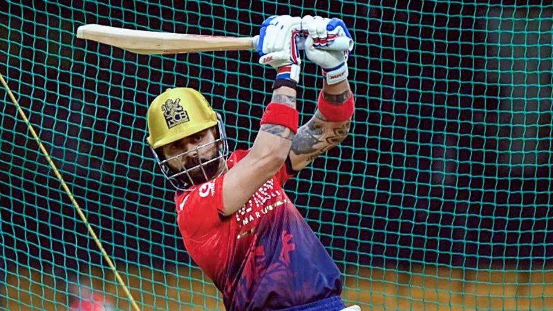 IPL 2026: इस सीजन विराट कोहली के निशाने पर कई रिकॉर्ड, 300 वाले क्लब शामिल होना तय
