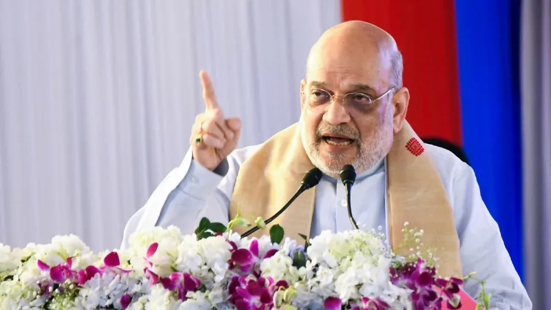 'गलत इरादे से भारत में घुसे तो जेल जाना तय', विदेशी नागरिकों की गिरफ्तारी के बाद अमित शाह की चेतावनी