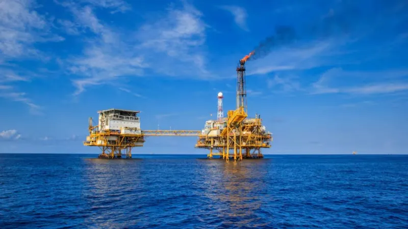 ईरान जंग के बीच भारत के लिए बड़ी खुशखबरी, समंदर की गहराई से निकली गैस, ONGC को कैसे मिली सफलता?